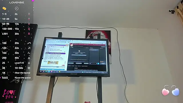 Vahiolet smith online show from October 18, 2025, 3:09 am