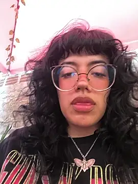 Snapshot of Fun_Everywhere chatting on April 8, 2026, 8:42 pm Fun Everywhere online show from April 8, 2026, 8:42 pm