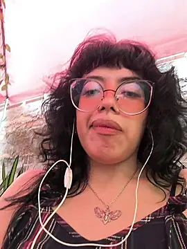 Snapshot of Fun_Everywhere chatting on April 15, 2026, 6:59 pm Fun Everywhere online show from April 15, 2026, 6:59 pm