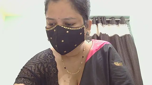 Snapshot of payal_sharma1 chatting on May 14, 2026, 1:51 pm payal sharma1 online show from May 14, 2026, 1:51 pm
