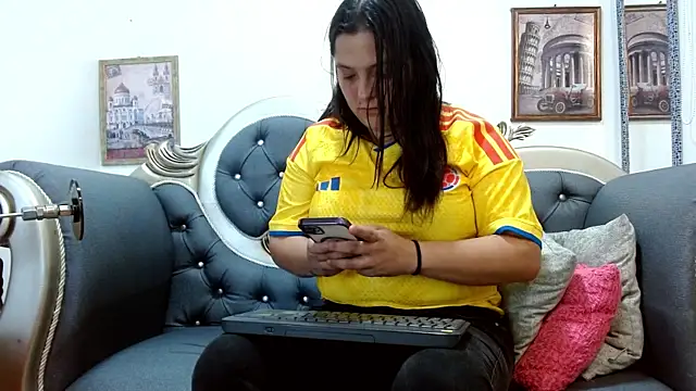 Snapshot of KataleyaStiward chatting on June 17, 2026, 12:50 pm KataleyaStiward online show from June 17, 2026, 12:50 pm