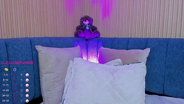 angeline teen online show from January 10, 2025, 3:06 pm