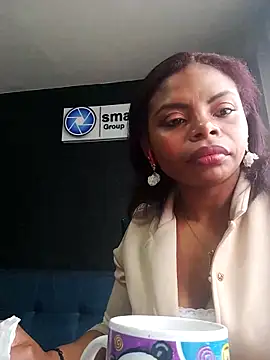 Snapshot of Lizeth_rey1 chatting on January 8, 2025, 7:03 pm Lizeth rey1 online show from January 8, 2025, 7:03 pm