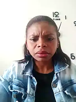 Snapshot of Lizeth_rey1 chatting on February 2, 2025, 6:31 pm Lizeth rey1 online show from February 2, 2025, 6:31 pm