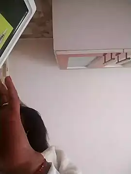 Snapshot of Lizeth_rey1 chatting on February 15, 2025, 7:06 pm Lizeth rey1 online show from February 15, 2025, 7:06 pm