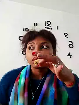 Snapshot of Lizeth_rey1 chatting on February 16, 2025, 6:43 pm Lizeth rey1 online show from February 16, 2025, 6:43 pm