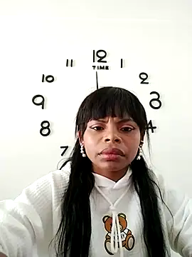 Snapshot of Lizeth_rey1 chatting on March 1, 2025, 6:32 pm Lizeth rey1 online show from March 1, 2025, 6:32 pm