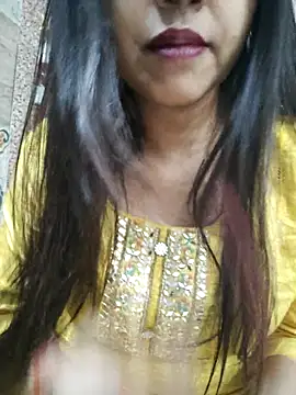 Snapshot of Aradhya-Sharma chatting on February 15, 2025, 3:42 am Aradhya-Sharma online show from February 15, 2025, 3:42 am