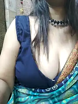 Snapshot of Aradhya-Sharma chatting on March 16, 2025, 7:27 pm Aradhya-Sharma online show from March 16, 2025, 7:27 pm