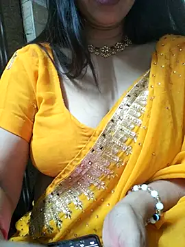 Snapshot of Aradhya-Sharma chatting on March 18, 2025, 8:26 pm Aradhya-Sharma online show from March 18, 2025, 8:26 pm