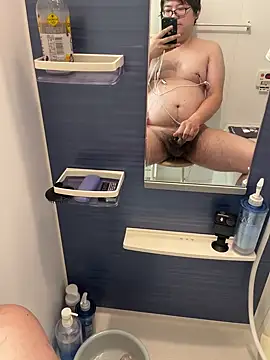 yuuki198912 online show from October 5, 2025, 3:27 am