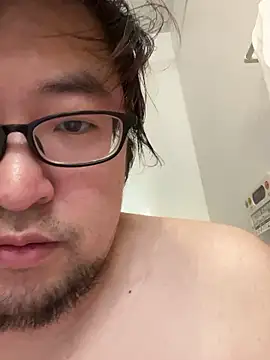 yuuki198912 online show from November 18, 2025, 2:54 pm