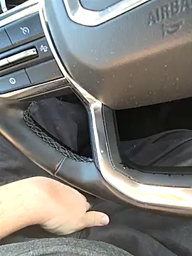 Snapshot of tahngarthm chatting on February 24, 2026, 9:24 pm tahngarthm online show from February 24, 2026, 9:24 pm