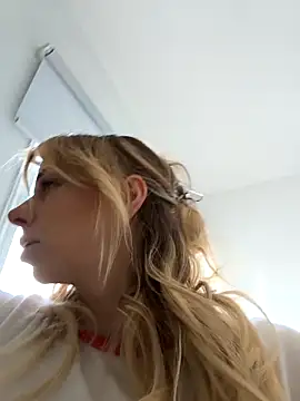 Snapshot of Lexa_xoxo chatting on February 15, 2026, 10:03 am Lexa xoxo online show from February 15, 2026, 10:03 am