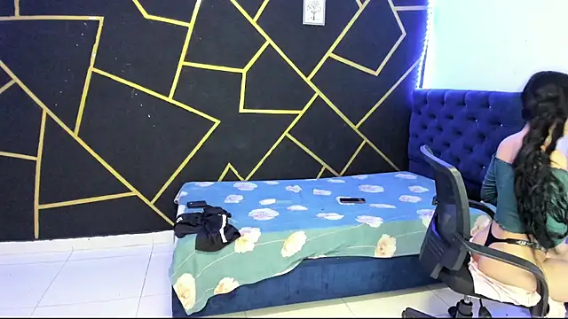 JANER 03 online show from January 28, 2025, 5:14 pm