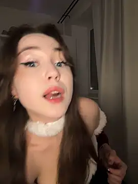 Snapshot of Peachy_Dream chatting on December 25, 2024, 1:10 am Peachy Dream online show from December 25, 2024, 1:10 am