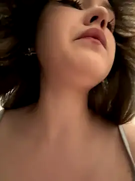 Peachy Dream online show from September 29, 2025, 6:13 pm