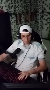 Andy gray online show from September 20, 2025, 12:33 am