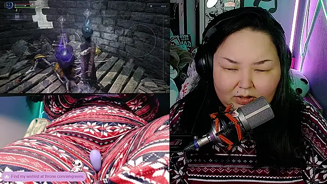 Snapshot of EmGreens chatting on November 7, 2025, 4:34 am EmGreens online show from November 7, 2025, 4:34 am