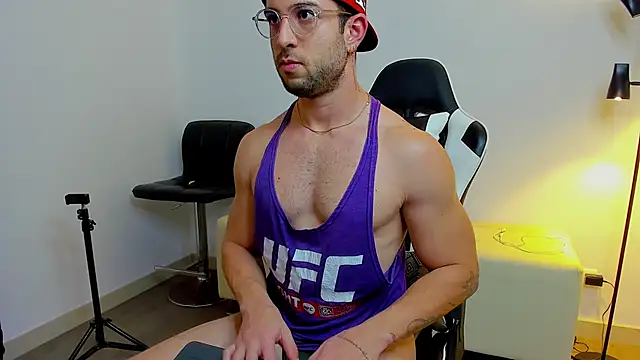 dafboy1 online show from November 23, 2025, 5:13 pm