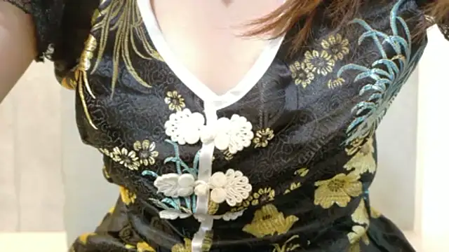 Snapshot of tsukuyomityan1 chatting on June 23, 2026, 8:12 am tsukuyomityan1 online show from June 23, 2026, 8:12 am