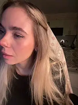 SkyBriii online show from January 20, 2025, 4:34 pm