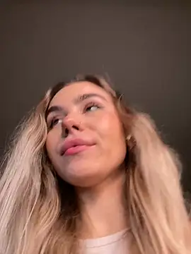 SkyBriii online show from February 12, 2025, 7:02 pm