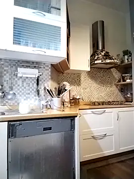 Frabox65 online show from October 7, 2025, 4:53 am