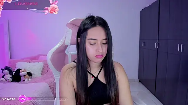 Tinylottie online show from December 17, 2025, 2:56 pm