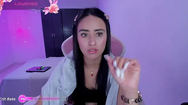 Tinylottie online show from February 18, 2026, 2:18 am