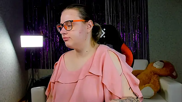 Seductive She Wolf online show from March 7, 2025, 6:57 am