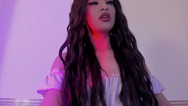 Snapshot of Sophia_Cambpell chatting on February 20, 2026, 9:04 pm Sophia Cambpell online show from February 20, 2026, 9:04 pm