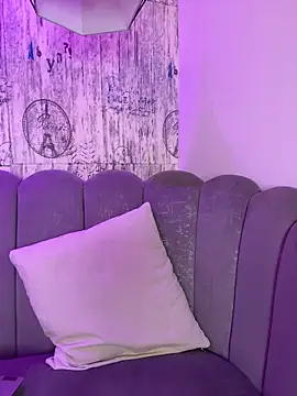 AbyThompson online show from February 25, 2026, 2:05 pm