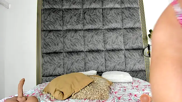 LaurenRodriiguez online show from February 26, 2025, 3:41 pm