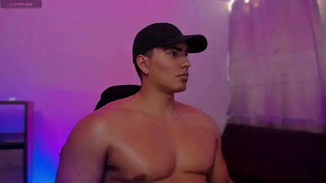 Snapshot of JamesGraay chatting on October 14, 2025, 1:12 pm JamesGraay online show from October 14, 2025, 1:12 pm