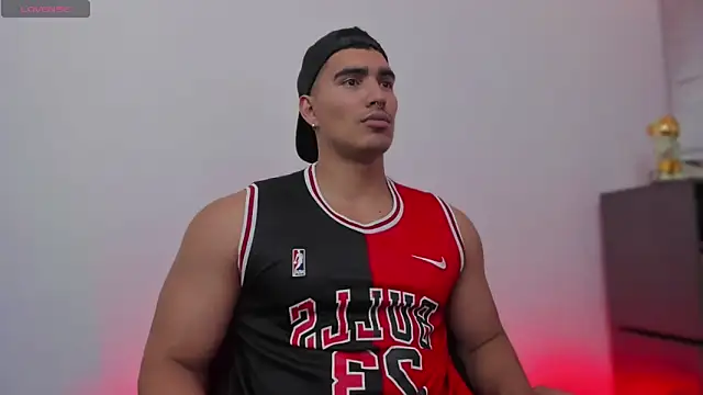 Snapshot of JamesGraay chatting on November 6, 2025, 7:04 pm JamesGraay online show from November 6, 2025, 7:04 pm