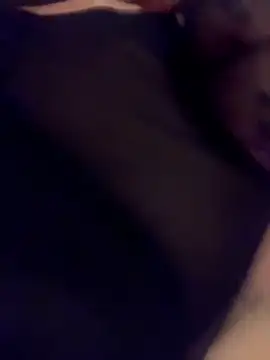 Snapshot of KatieBARBiE98 chatting on October 10, 2025, 11:59 pm KatieBARBiE98 online show from October 10, 2025, 11:59 pm