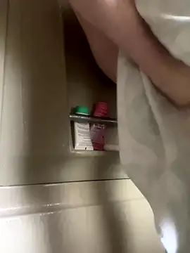 Snapshot of KatieBARBiE98 chatting on November 3, 2025, 6:31 pm KatieBARBiE98 online show from November 3, 2025, 6:31 pm