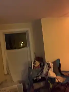 Snapshot of KatieBARBiE98 chatting on November 19, 2025, 2:11 am KatieBARBiE98 online show from November 19, 2025, 2:11 am