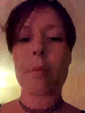 Snapshot of KatieBARBiE98 chatting on November 29, 2025, 12:13 am KatieBARBiE98 online show from November 29, 2025, 12:13 am