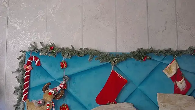 AlyseReuse online show from January 7, 2025, 6:03 pm