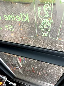 Snapshot of Michaela1222 chatting on September 9, 2025, 4:39 pm Michaela1222 online show from September 9, 2025, 4:39 pm