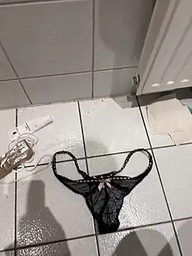 Michaela1222 online show from February 8, 2026, 7:06 pm