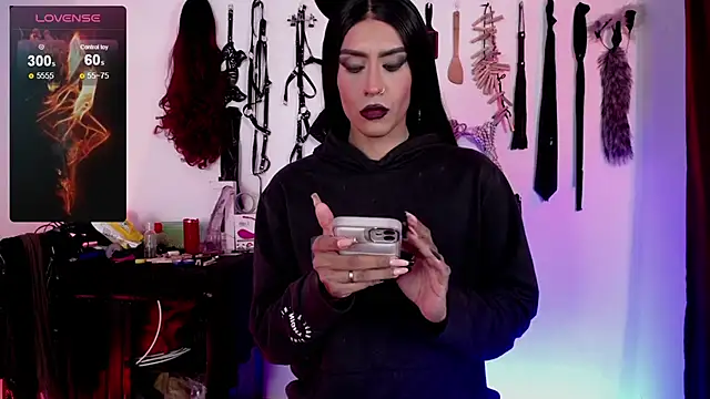 Snapshot of akinoro_ chatting on March 7, 2025, 1:20 am akinoro online show from March 7, 2025, 1:20 am