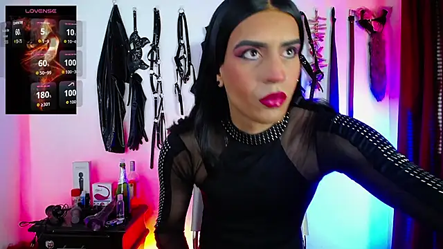 Snapshot of akinoro_ chatting on October 5, 2025, 7:23 pm akinoro online show from October 5, 2025, 7:23 pm