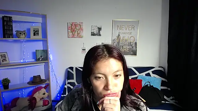 Snapshot of Sian__1 chatting on December 18, 2024, 12:29 pm Sian 1 online show from December 18, 2024, 12:29 pm