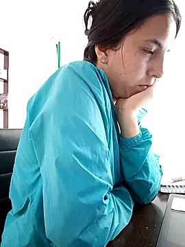 Bonny Klote online show from March 5, 2025, 8:42 pm