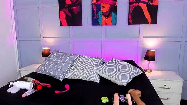 Elizabeth Santos online show from February 14, 2025, 2:07 am