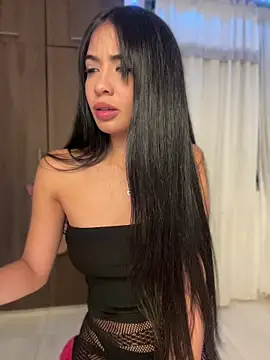 Snapshot of lina_pink chatting on July 27, 2026, 9:55 pm lina pink online show from July 27, 2026, 9:55 pm