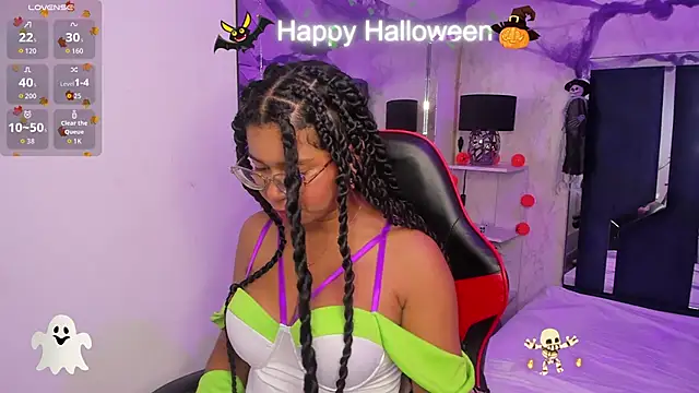 MilaHall  online show from October 31, 2025, 4:24 am